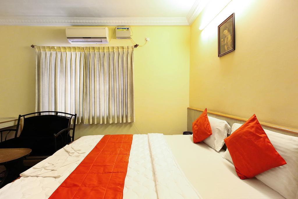 Oyo 4606 Hotel Maple Green Suites Bangalore Quarto foto