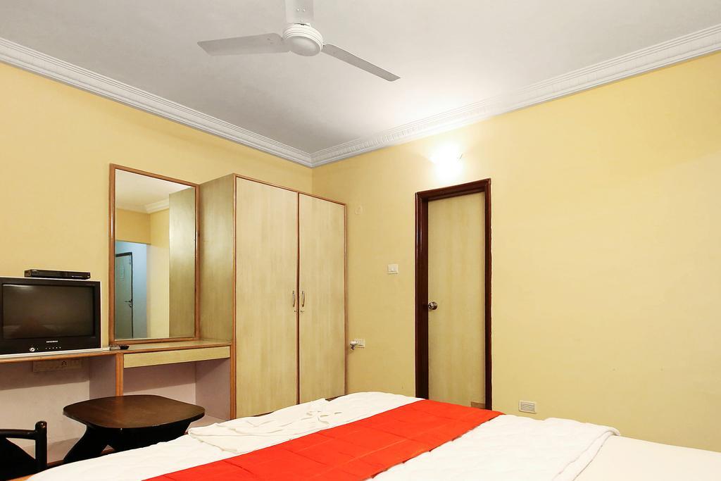 Oyo 4606 Hotel Maple Green Suites Bangalore Exterior foto