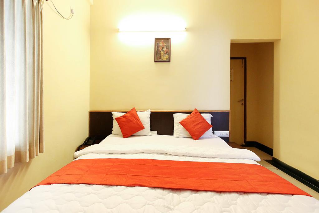 Oyo 4606 Hotel Maple Green Suites Bangalore Quarto foto
